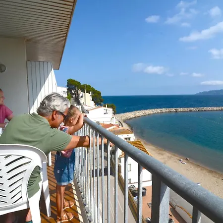 Apartment Beachfront In Spain With Pool L'Estartit